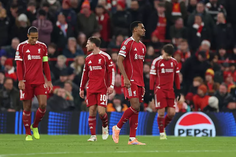 حسرة نجوم ليفربول